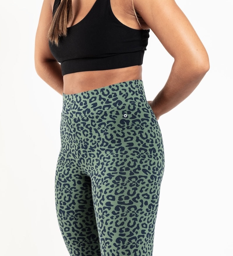 leopard print leggings