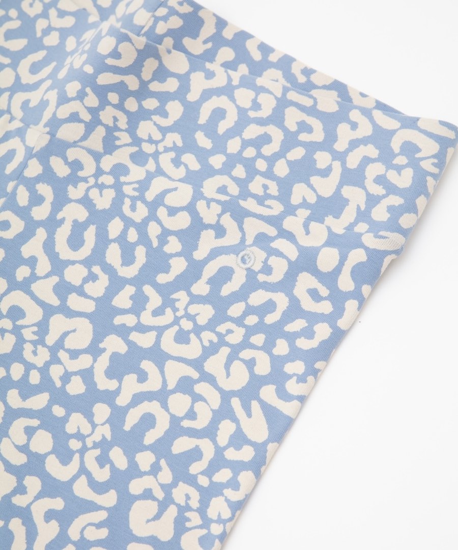 organic-cotton-leopard-leggings-stoneblue