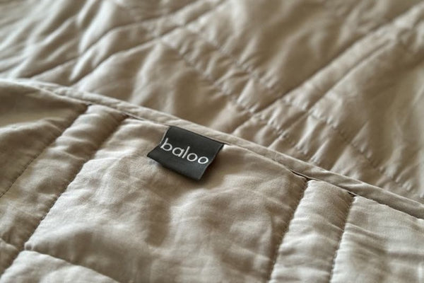 Best Sustainable Non-Toxic Weighted Blanket Brands 