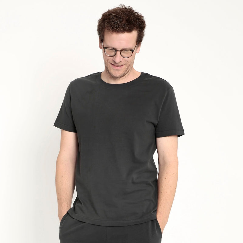 organic-mens-t-shirt-black