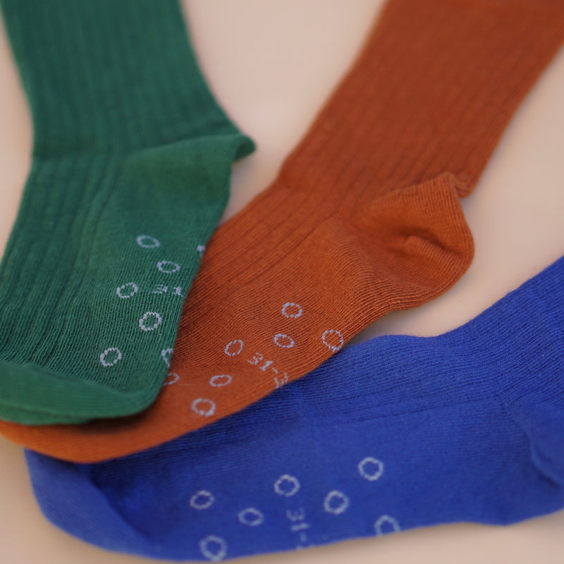 organic-childrens-socks