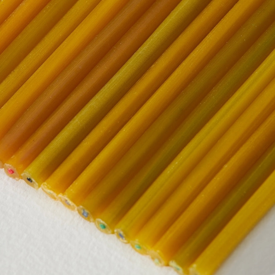 beeswax-birthday-candles-organic-low-tox-living