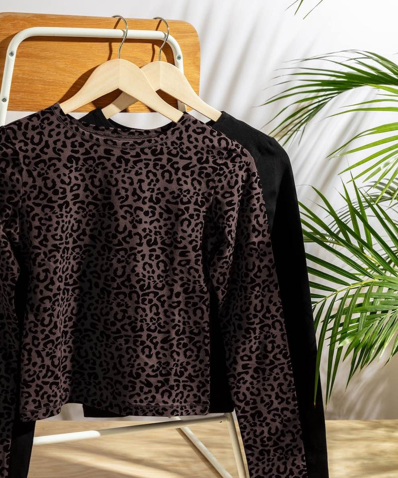 leopard-long-sleeve-top-organic-cotton-sustainable-clothes