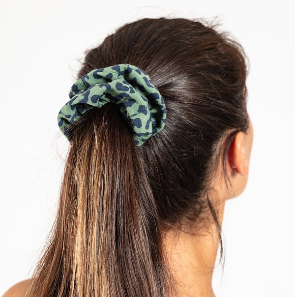 zero-waste-scrunchie-orbasics-non-toxic-clothes