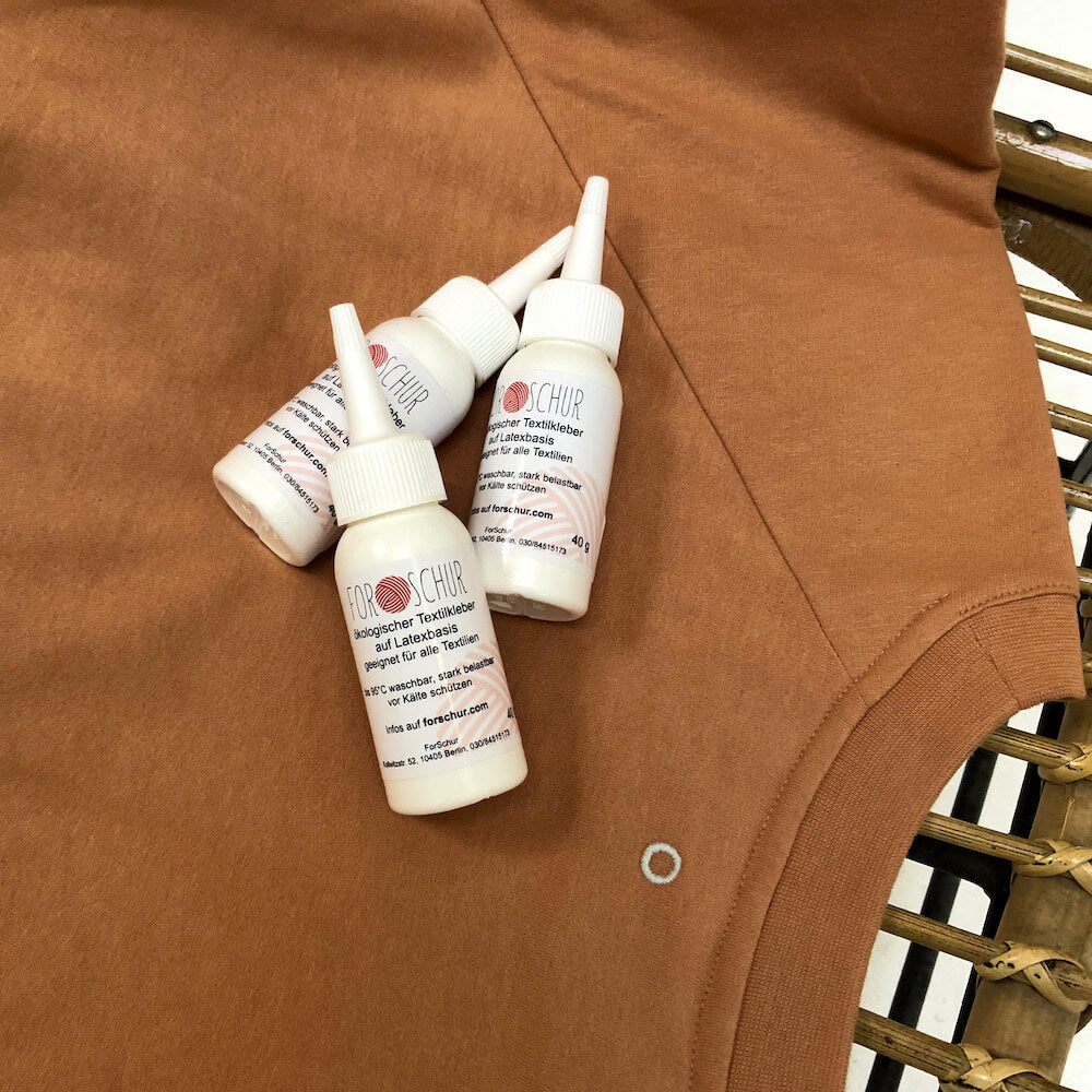 Washable-Fabric-Glue-ForSchur